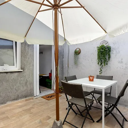 Semesterbostad Casa Mary Vicino A *