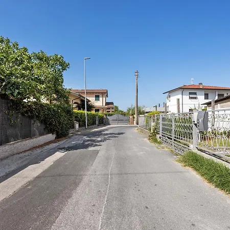 Casa Mary Vicino A Camaiore