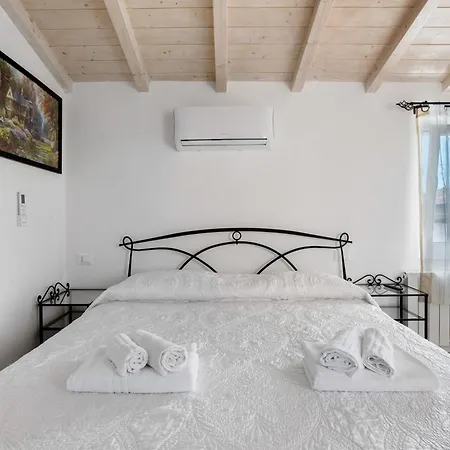 Casa Mary Vicino A Tatil Evi Camaiore