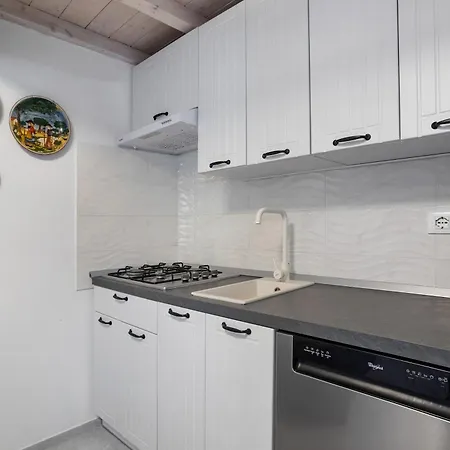 Casa Mary Vicino A Camaiore